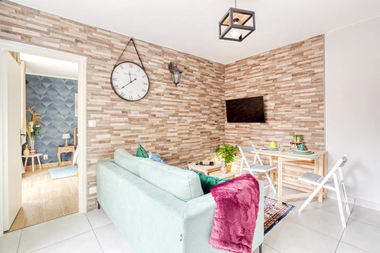 Apartmán Rer C A 4 Minutes A Pieds Chateau De Versailles 15 Minutes A Pied Exteriér fotografie